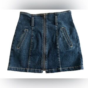 CARMAR Los Angeles Dark Wash Full Zip Denim Pencil Mini Skirt Sz 27  Waist: 29”